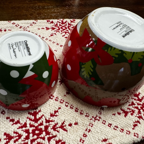 EUC Crate & Barrel Bowls  2018 - Set Of Two - Reindeer Christmas Tree Design - Picture 7 of 8